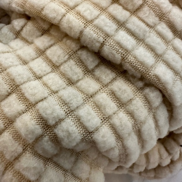 Ottoman cover  cream large - Picture 3 of 3